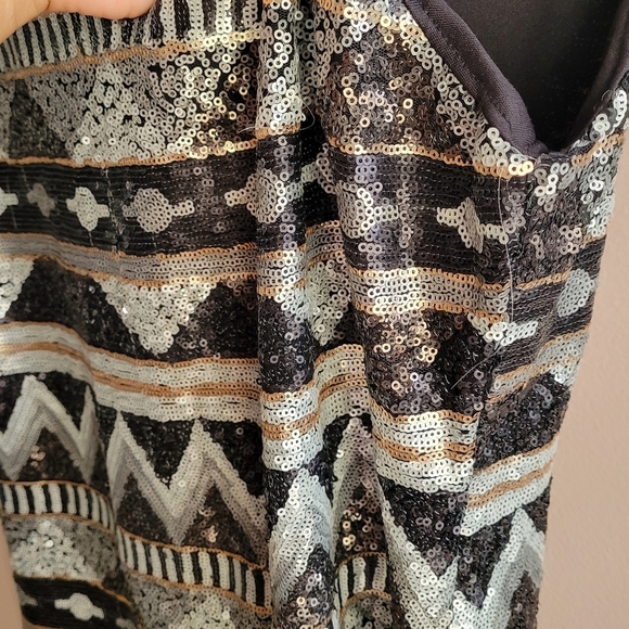 NWT! One Clothing Los Angeles Black Silver Geometric Sequin Dress Size Large - Picture 6 of 8